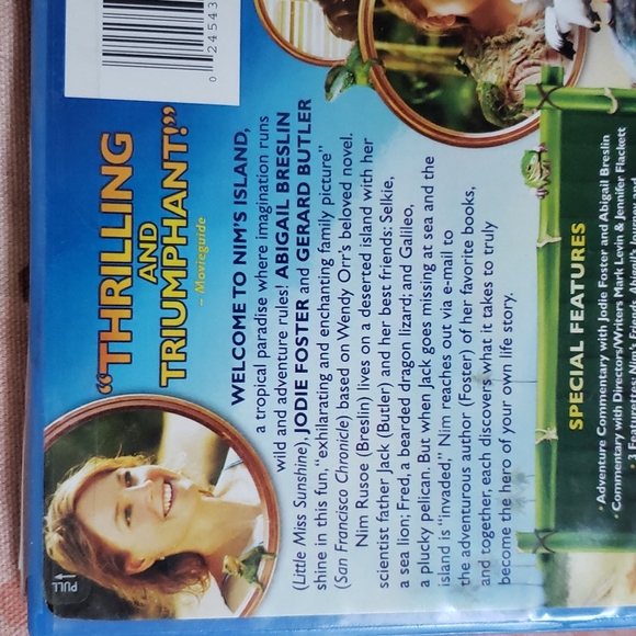 DVD Nim's Island. Movie Night - Picture 4 of 9